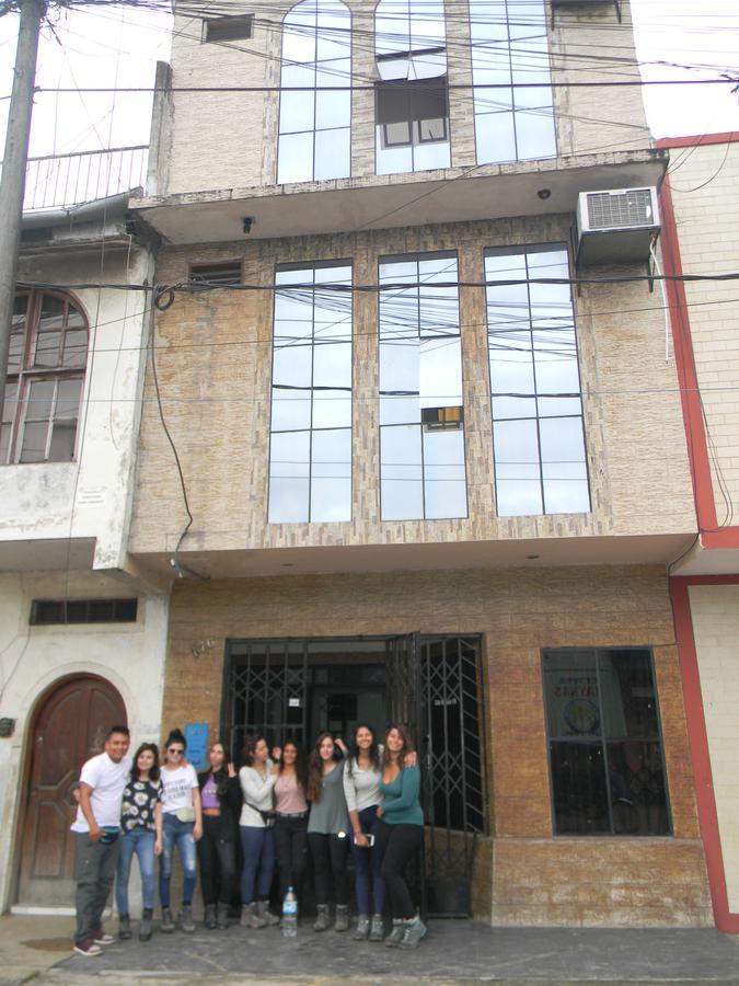 Amazon Dream Hostel With Ac And Starlink Iquitos Esterno foto