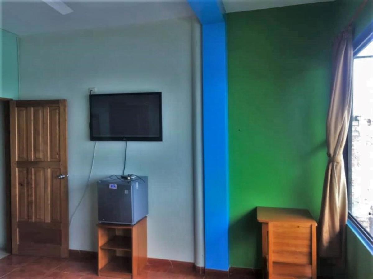 Amazon Dream Hostel With Ac And Starlink Iquitos Esterno foto